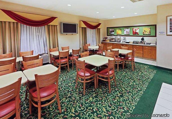 Fairfield Inn & Suites Lubbock Restaurant bilde